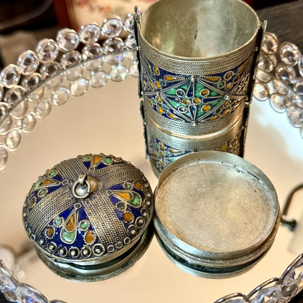 VTG ~ Cuff Bracelet & Box w/ Pin ~Berber Kabyle Tribal Hammered Silver & Enamel - Picture 7 of 12